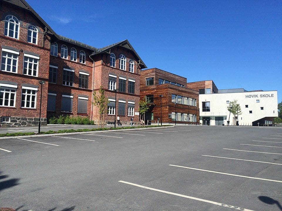 Bilde av Høvik skole i Bærum